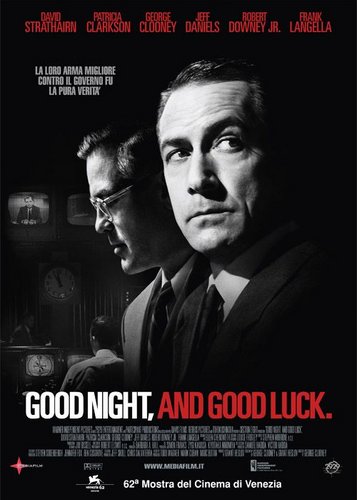 Good Night, and Good Luck - Poster 3