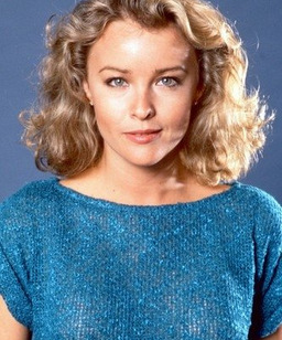 Faye Grant
