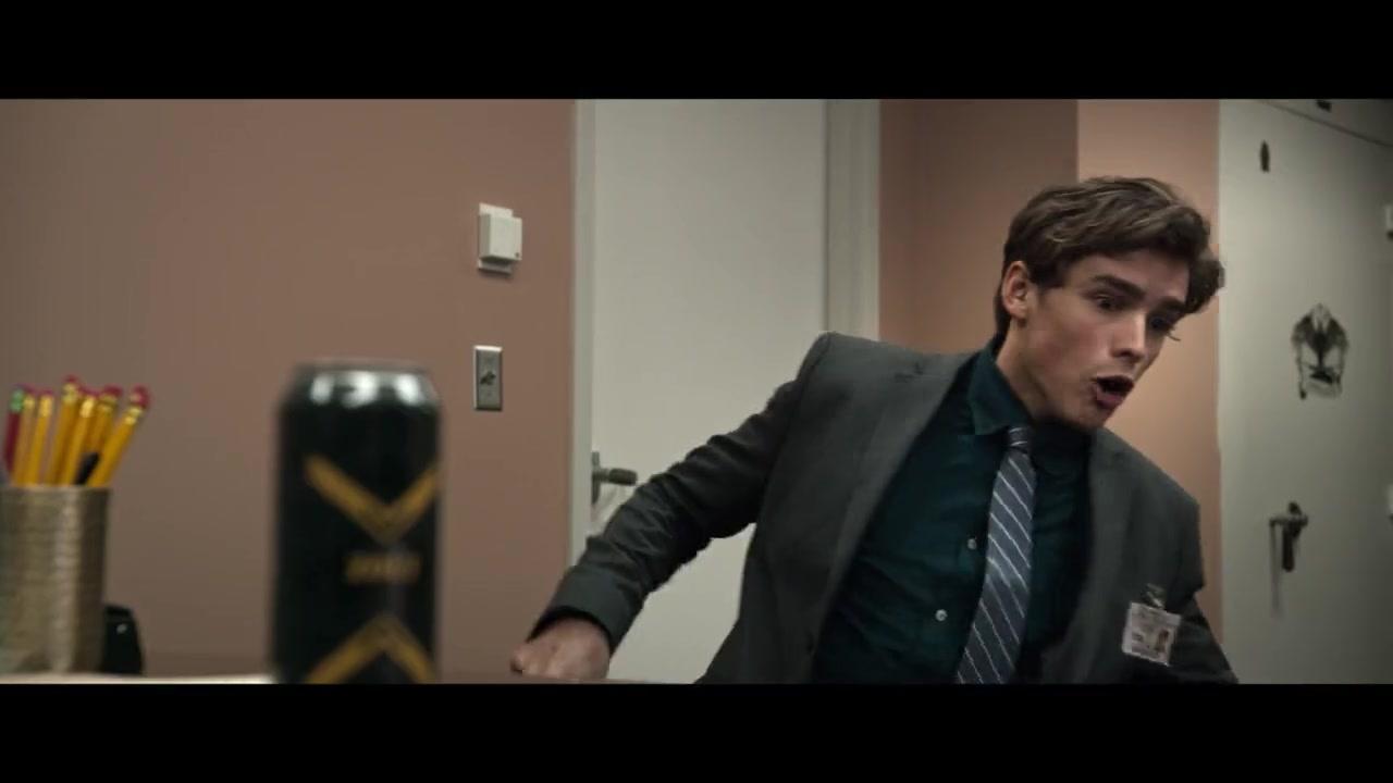 Office Uprising - Trailer - Deutsch