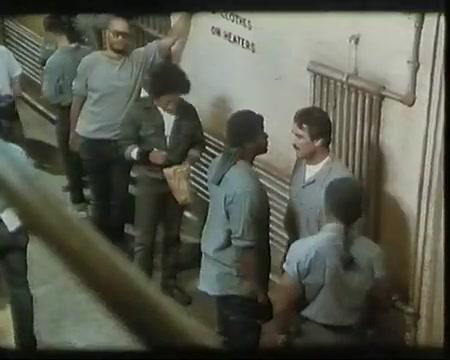 Von Bullen auf's Kreuz gelegt - Trailer - Deutsch - SD