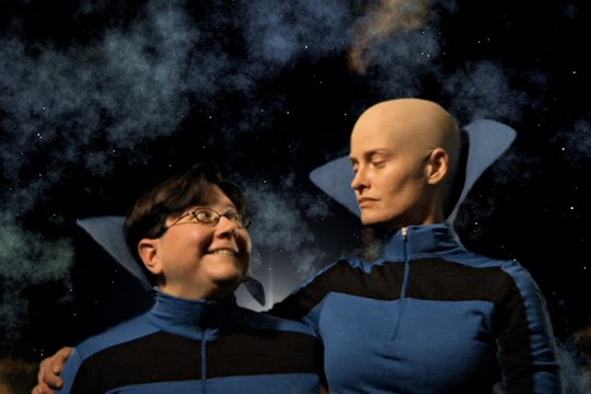 Codependent Lesbian Space Alien Seeks Same - Szenenbild 9