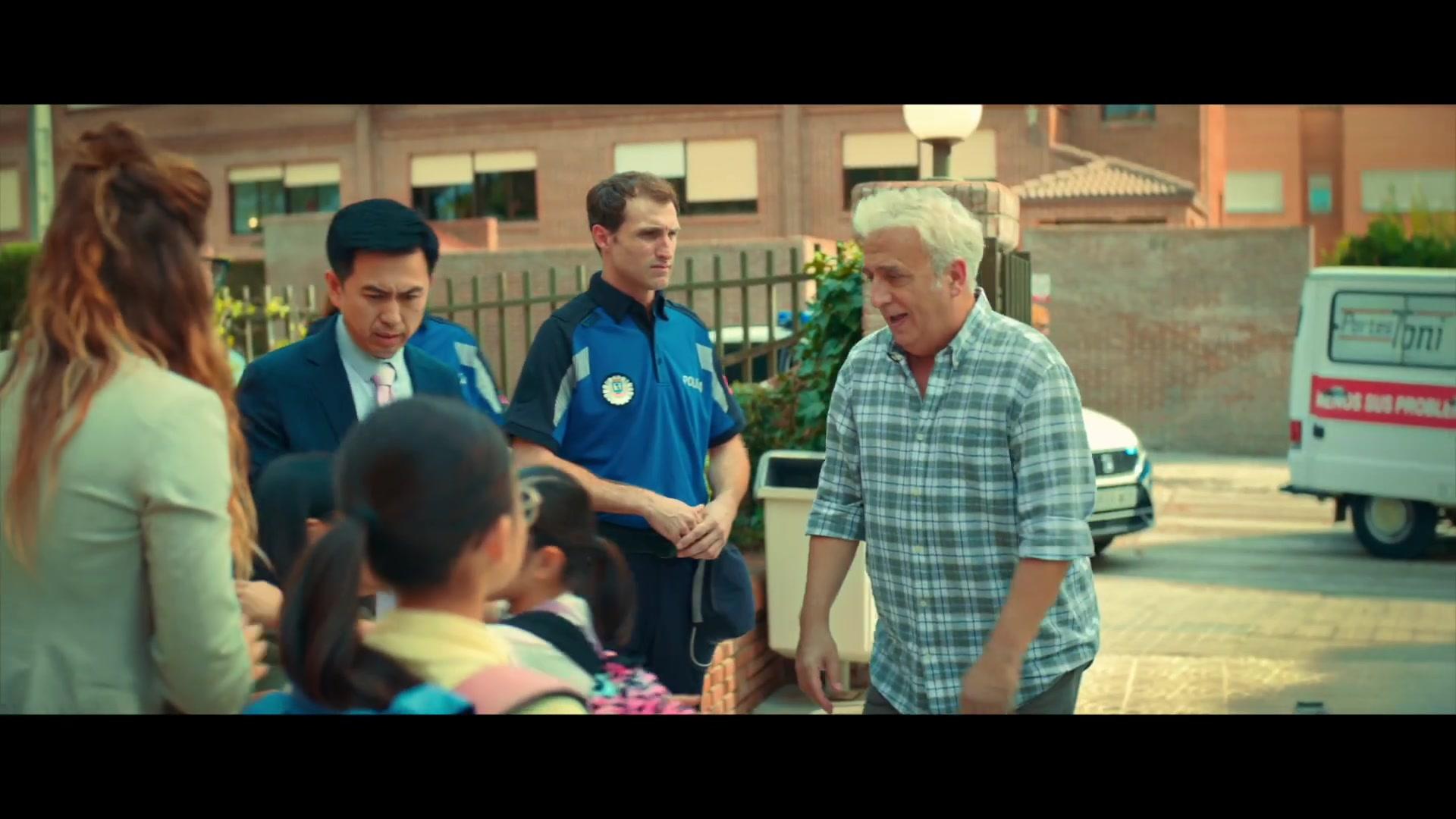 Uncle Trouble - Teaser - Spanisch - HD