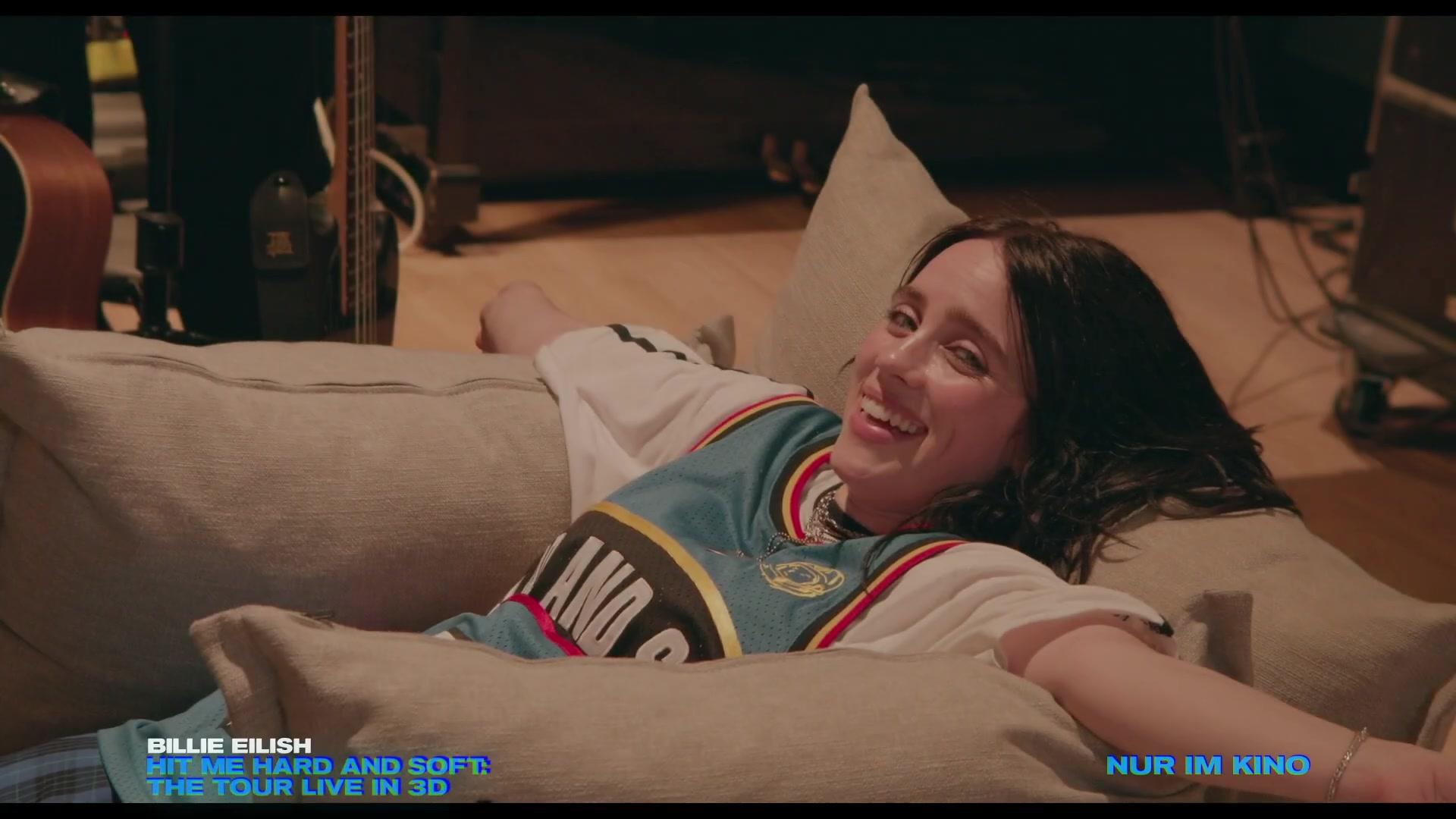 Billie Eilish - Hit Me Hard and Soft: The Tour - Teaser - Deutsch - HD