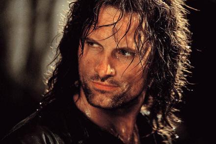 2001/02/03: Mortensen als Aragorn © Warner