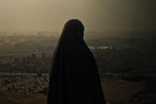 Aisha Can't Fly Away - Szenenbild 4